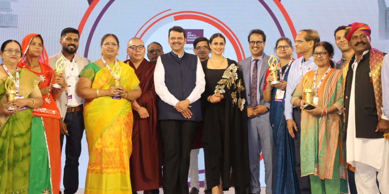 Celebrating Unsung Heroes: AU Small Finance Bank’s ‘Badlaav Humse Hai’ in association with Network18 Honor Changemakers at Season 2 Grand Finale