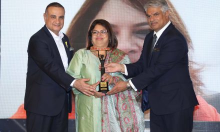 Nitu Joshi of MIAM NGO Receives Best Social Worker Award at Newsmakers Achievers Award