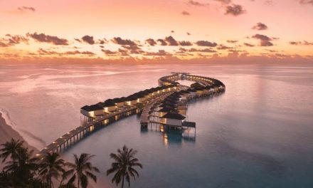 The Famous Emirati Illusionist, Moein Al Bastaki, Returns to Kandima Maldives for a “Tropical Summer Kamp”, Bringing Magic to Families