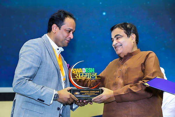 Meitra Hospital Receives Swadesh Samman: Award for Excellence in Healthcare Innovation