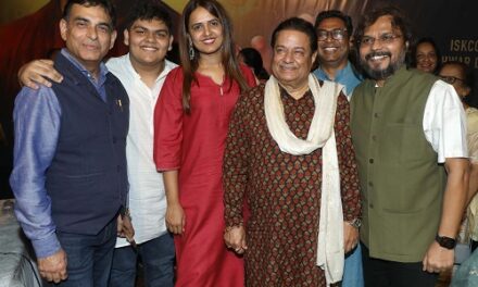 Anup Jalota Enthralled Audience with Bhajans at ‘Krishnarth’ Program Organised by Studio Refuel