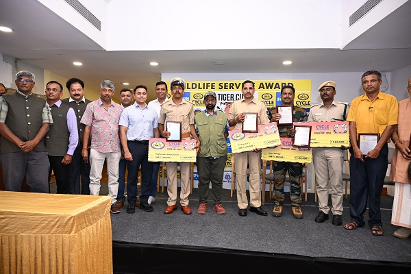 Cycle Pure Agarbathi Honours Forest Guardians at 12th Annual Wildlife Service Awards