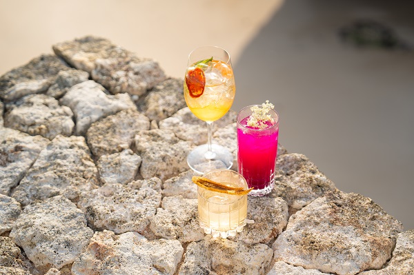 The Iconic Rock Bar Introduces Sustainable Beverage Menu Inspired by the Indian Ocean