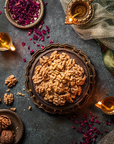 Diwali 2024: Managing Healthy Indulgence During the Festive Season with California Walnuts