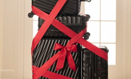 TUMI Celebrates the Joy of Coming Together for The Holidays