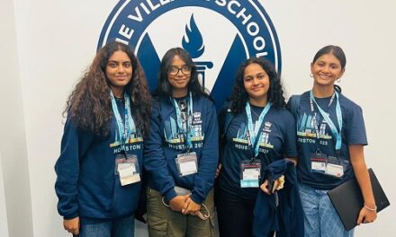 Oakridge Students Attend Leadership Summit in Houston