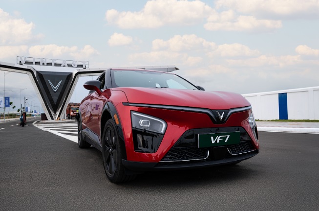 Inside the European Design of the VF 7