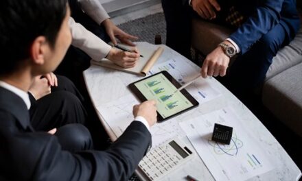 Data-Driven Leasing: How Tenant Mix Drives Retail ROI