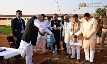 Gurudev Sri Sri Ravi Shankar's AOL-SSIAST Rewa Model Farm Project Strengthens Natural Farming in Madhya Pradesh