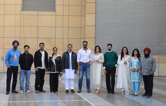 Cast Reveal Event of Punjabi Film Chakven 2% Aale Creates Strong Buzz in Mohali