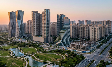 From Early Bets to Marquee Developments: Top Luxury Developers in Noida–Ghaziabad