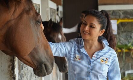 Bollywood Star Bhagyashree Supports World Animal Protection's Call to End Elephant Rides at Amer Fort in Jaipur